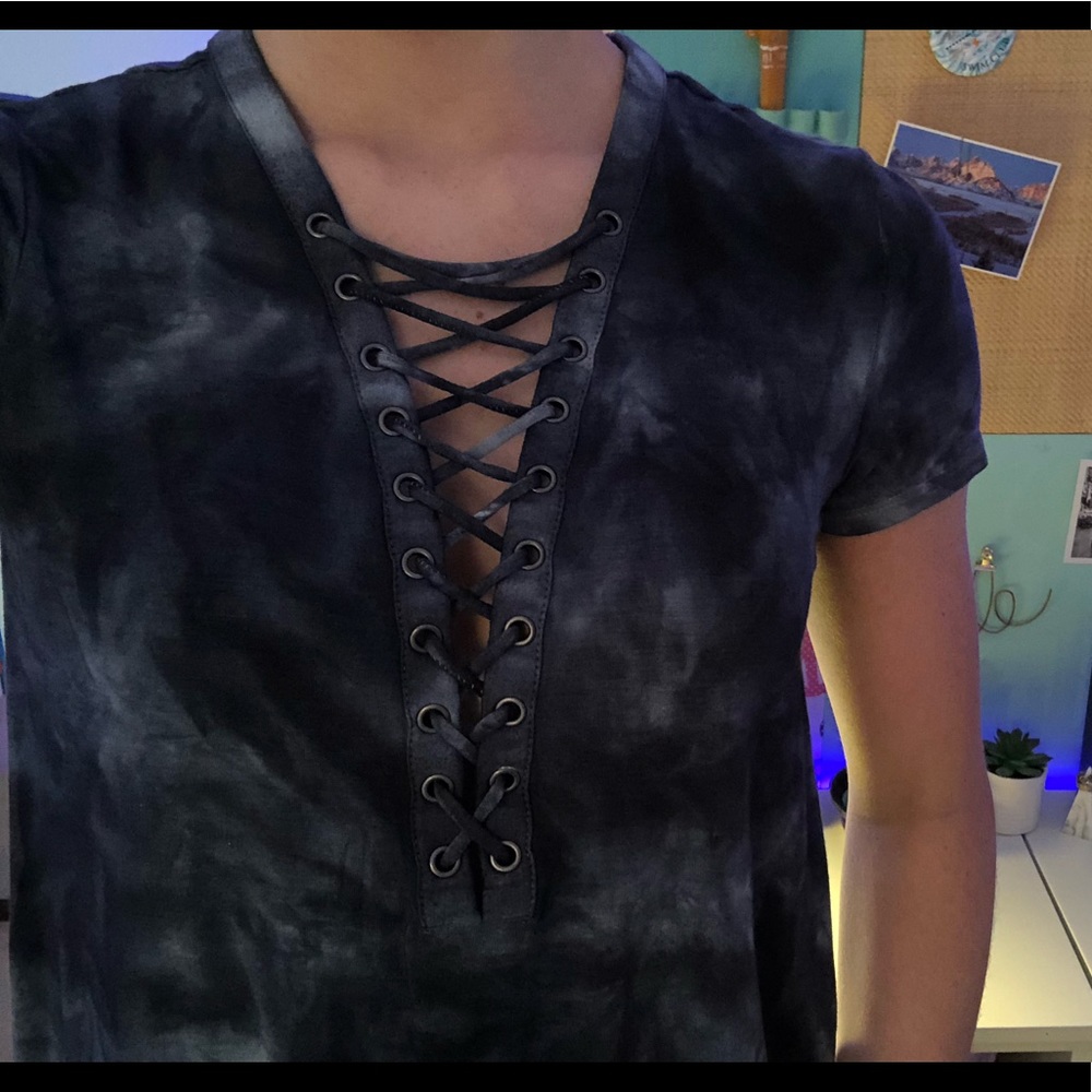 NWT ACID WASH TEE 🖤